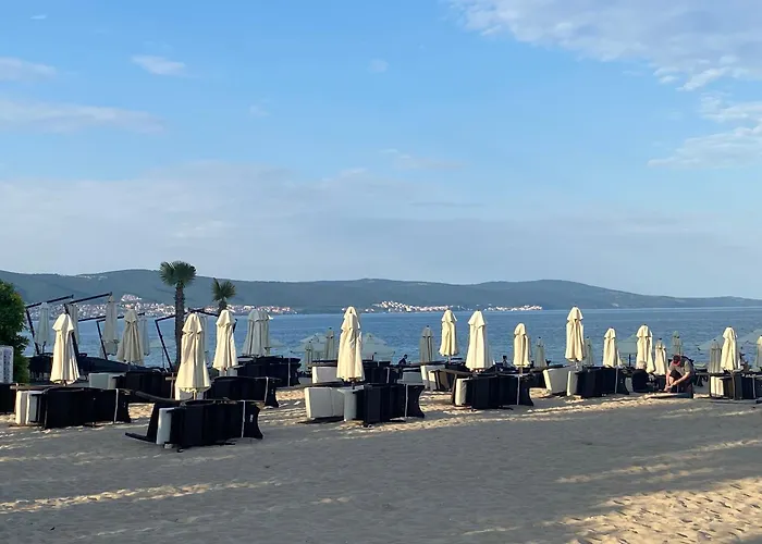 Paradiso 'в' 207 Two Bedroom ネセバル