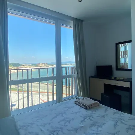 Paradiso 'в' 207 Two Bedroom * Nesebar